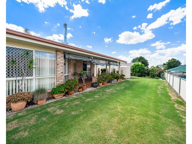 367 Spring Street, Kearneys Spring QLD 4350