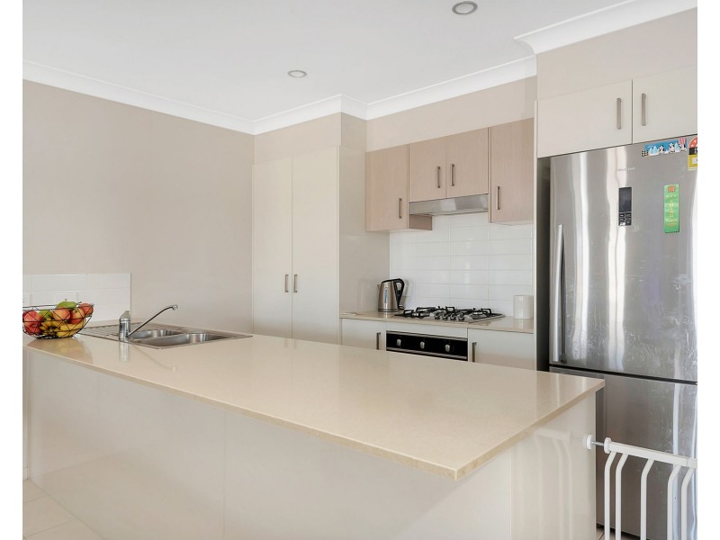 4 Grace View Street, Darling Heights QLD 4350