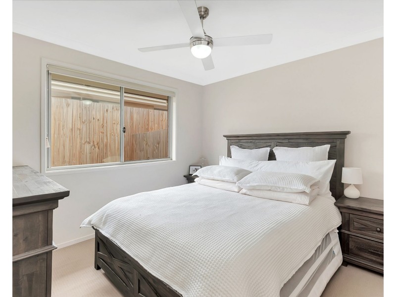 4 Grace View Street, Darling Heights QLD 4350
