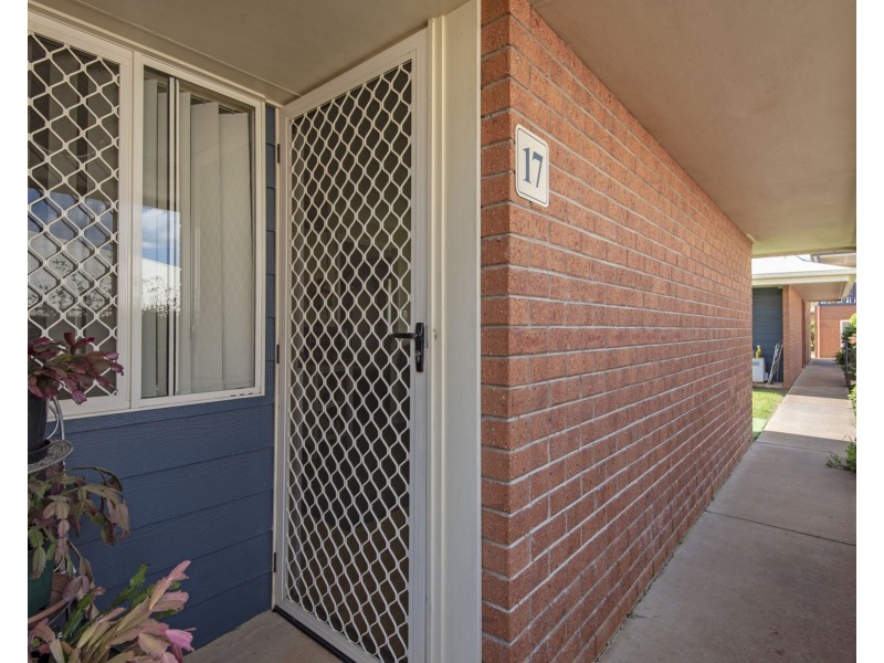 37/306-310 James Street, Harristown QLD 4350
