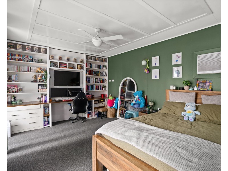 20 Toowoomba Road, Oakey QLD 4401