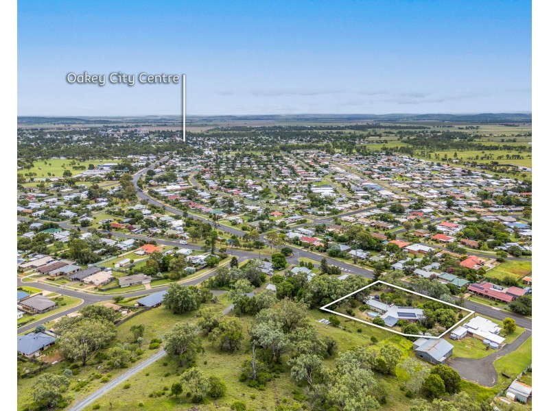 20 Toowoomba Road, Oakey QLD 4401