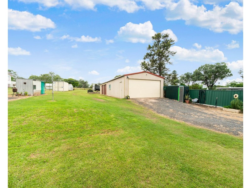 26 Daher Street, Goombungee QLD 4354