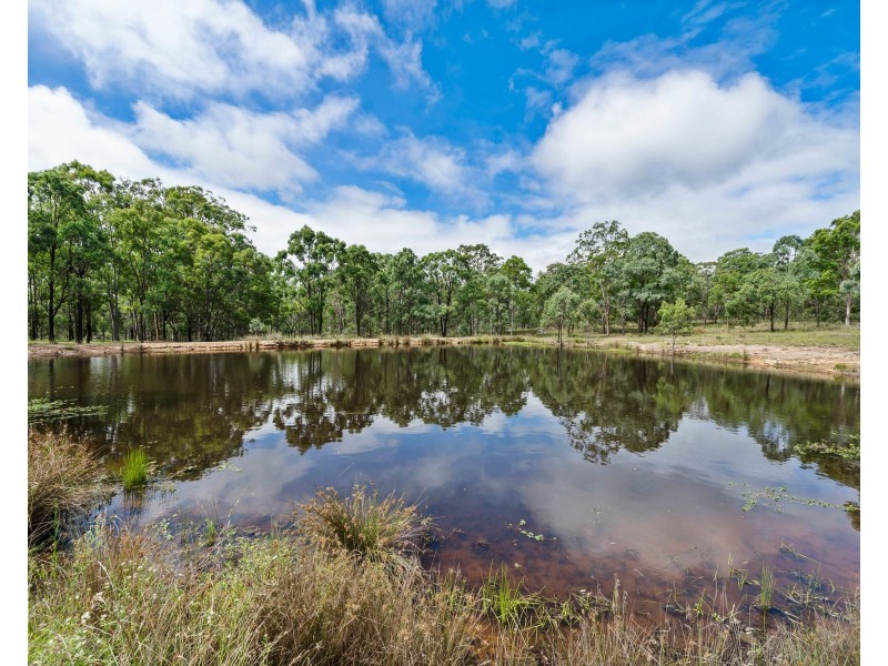 52 Rodeo Drive, Meringandan QLD 4352