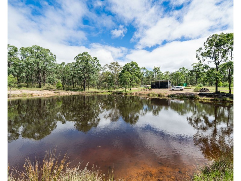 52 Rodeo Drive, Meringandan QLD 4352