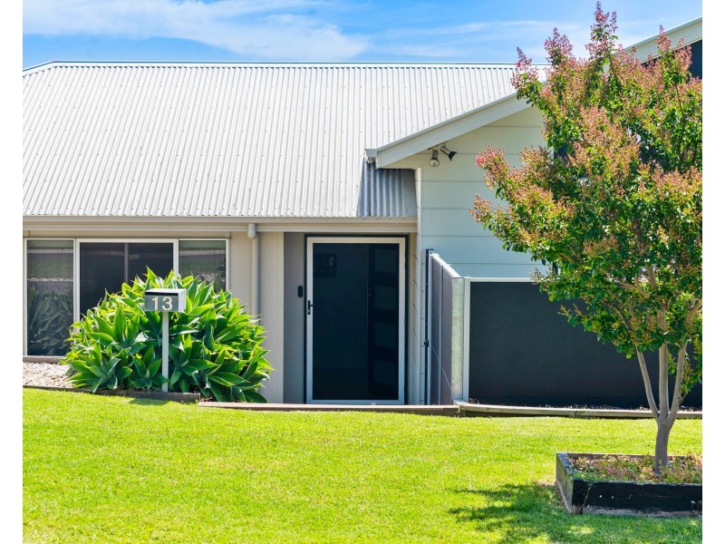 13 Jay Street, Westbrook QLD 4350