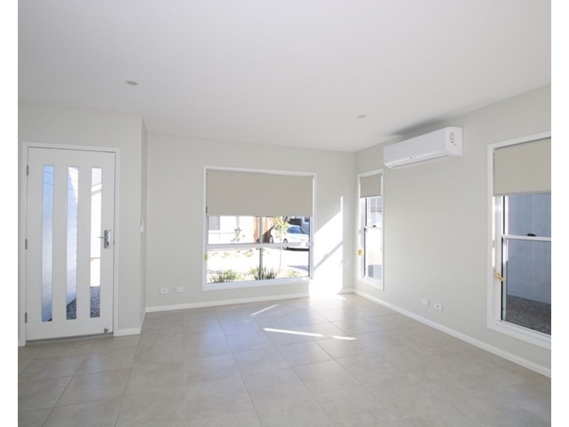 3/4 Denis Street, South Toowoomba QLD 4350