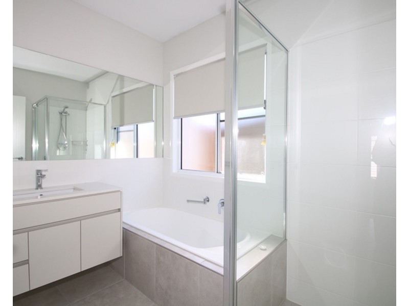 3/4 Denis Street, South Toowoomba QLD 4350