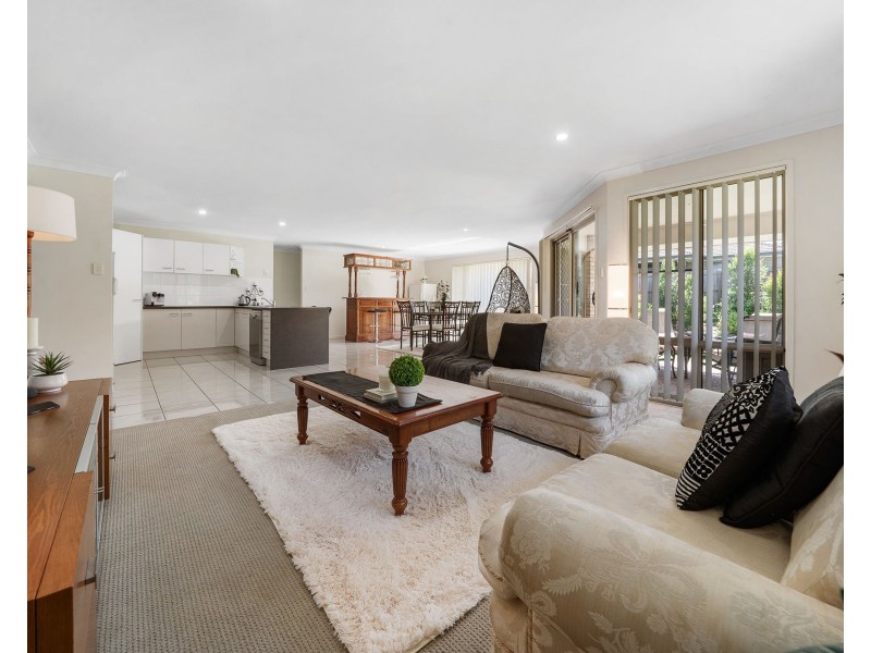 5 Paperbark Drive, Glenvale QLD 4350