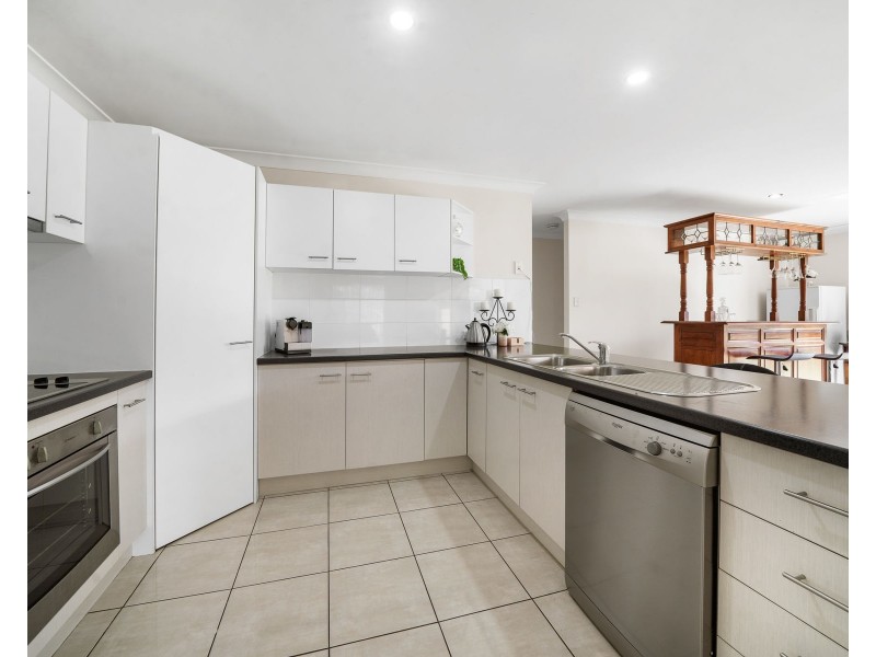 5 Paperbark Drive, Glenvale QLD 4350