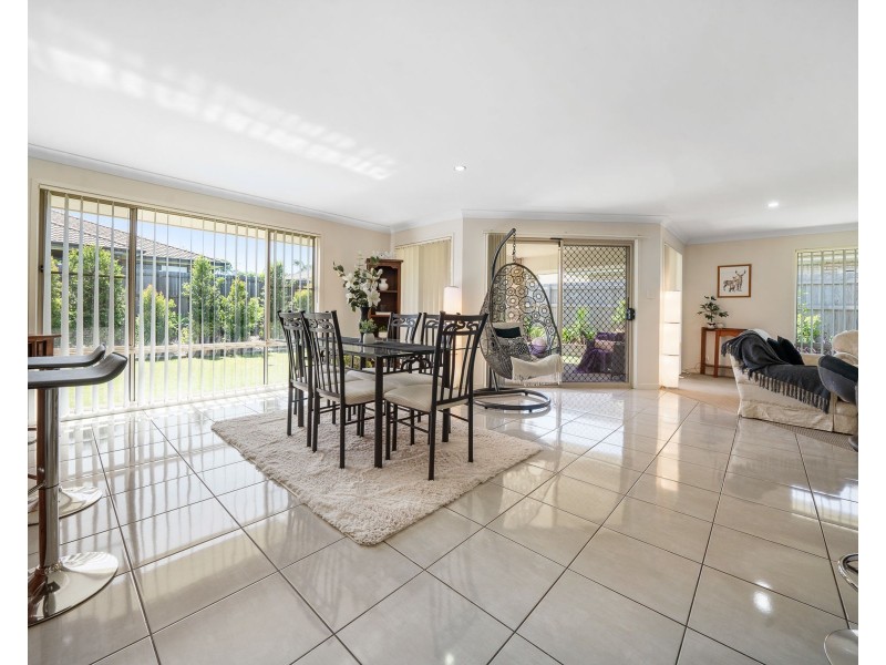 5 Paperbark Drive, Glenvale QLD 4350