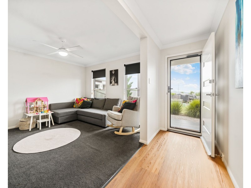 6 Lemon Court, Wyreema QLD 4352