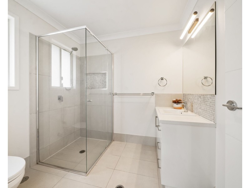 6 Lemon Court, Wyreema QLD 4352