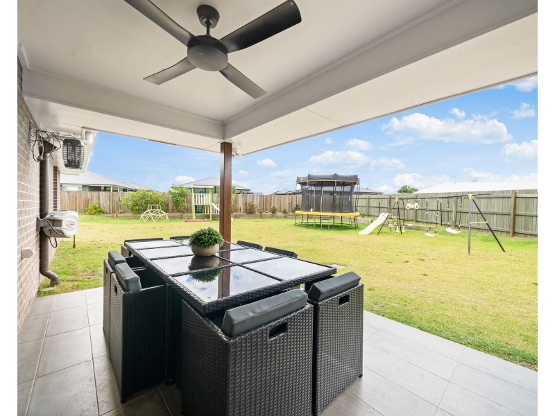 6 Lemon Court, Wyreema QLD 4352