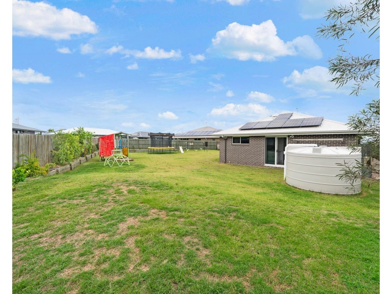 6 Lemon Court, Wyreema QLD 4352