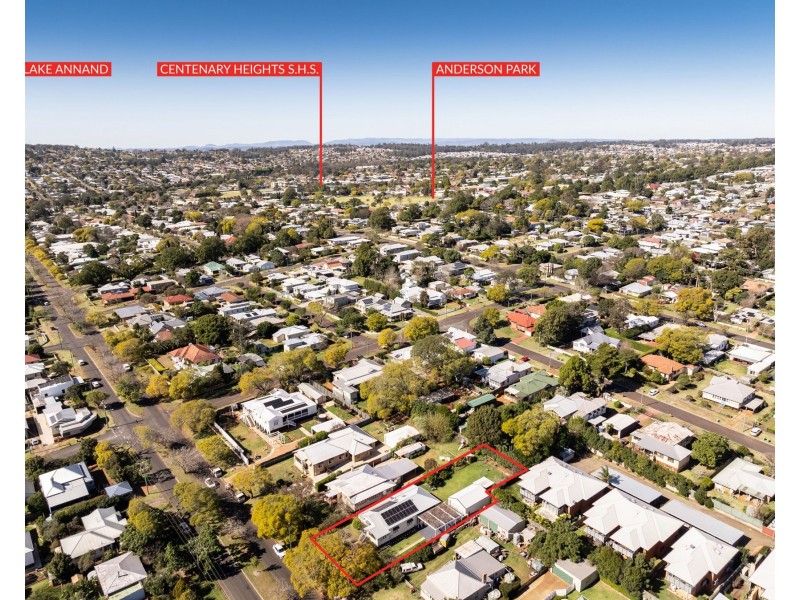 170 Perth Street, South Toowoomba QLD 4350