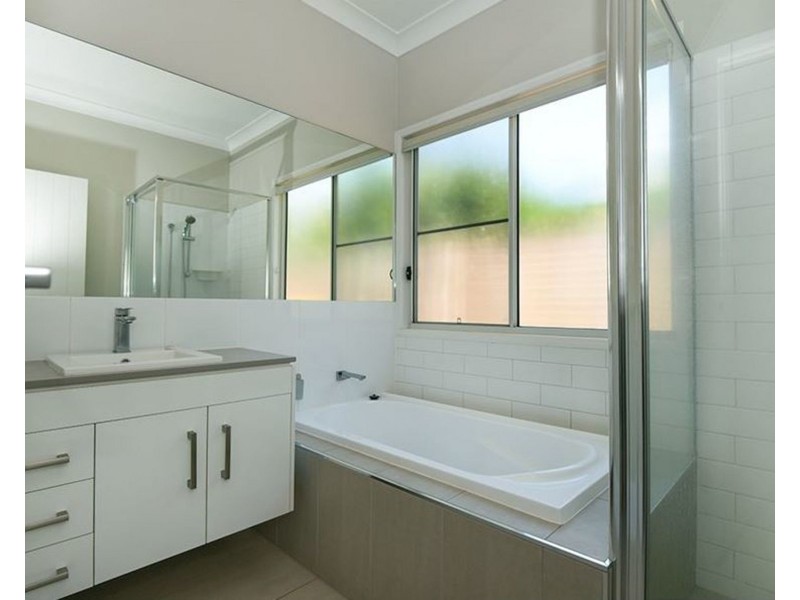 4/6 Cooper Street, South Toowoomba QLD 4350