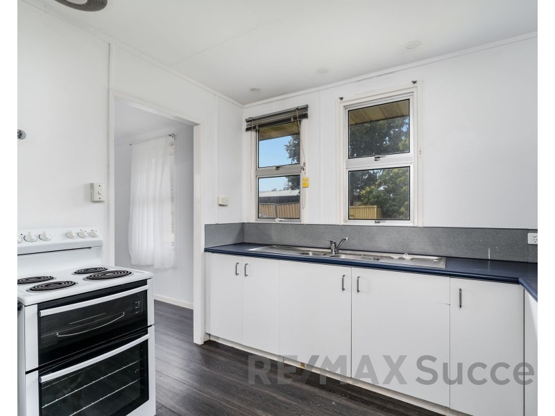 626 Greenwattle Street, Newtown QLD 4350