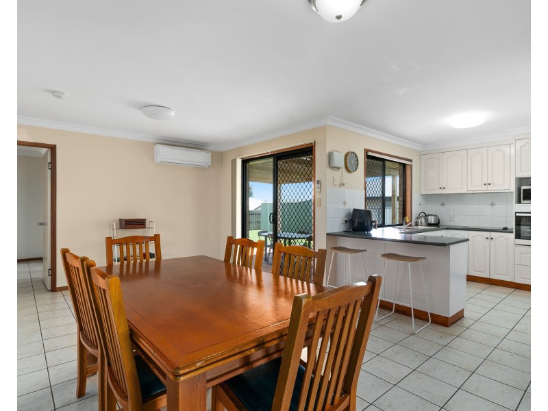 539 Hume Street, Kearneys Spring QLD 4350