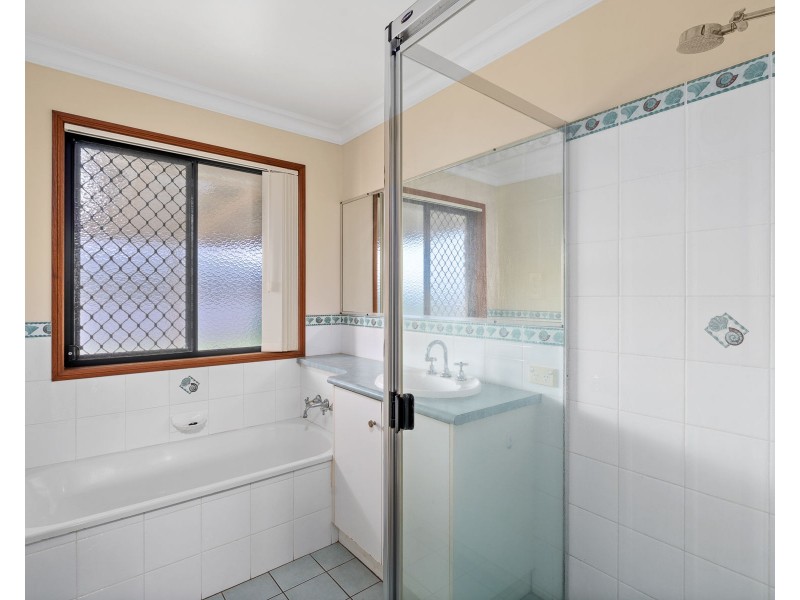 539 Hume Street, Kearneys Spring QLD 4350