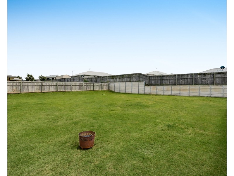 21 Cashmore Street, Wyreema QLD 4352