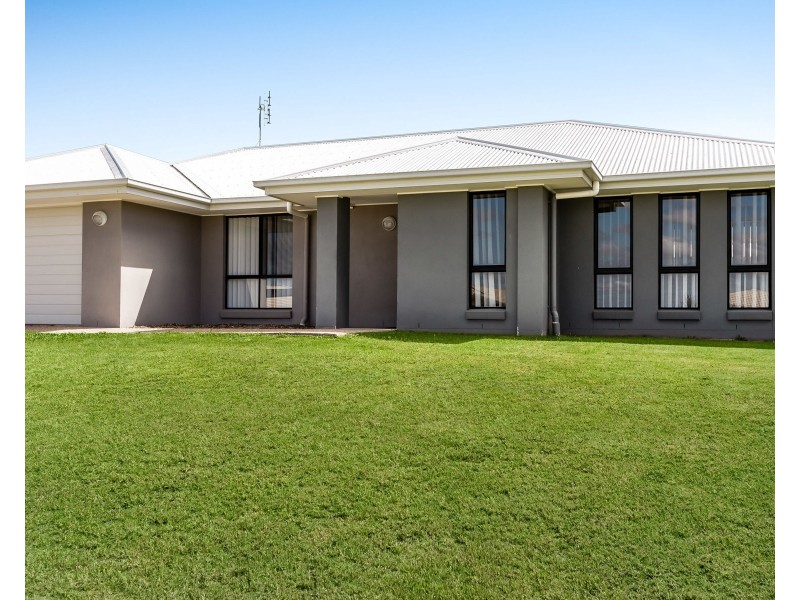 21 Cashmore Street, Wyreema QLD 4352