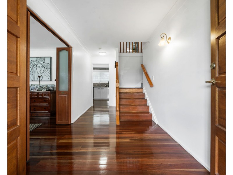 17 Sardon Street, Centenary Heights QLD 4350
