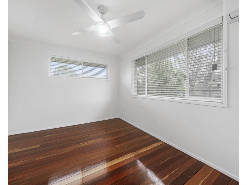 17 Sardon Street, Centenary Heights QLD 4350