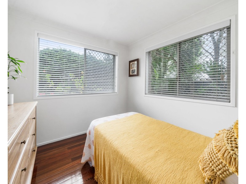 17 Sardon Street, Centenary Heights QLD 4350