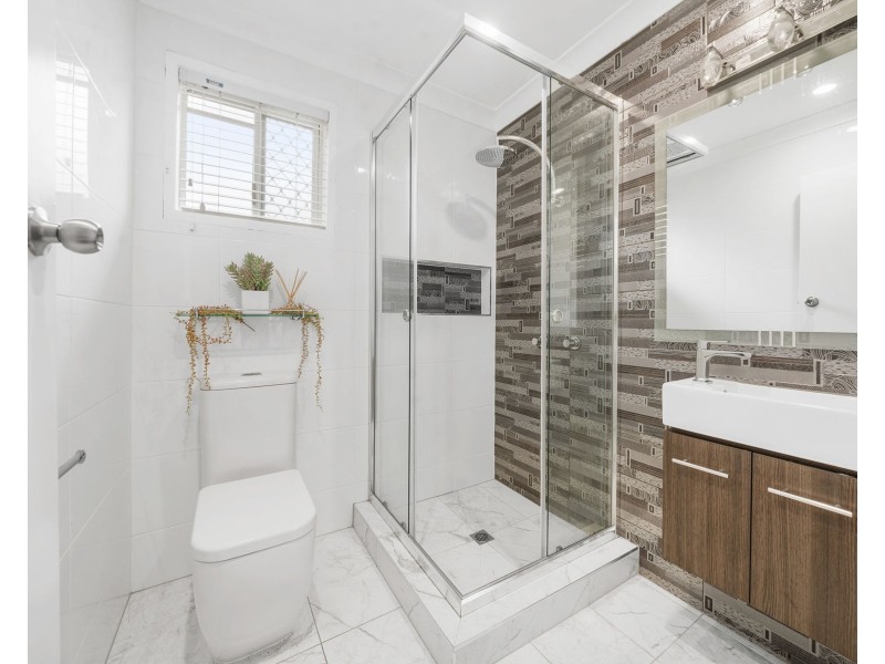 17 Sardon Street, Centenary Heights QLD 4350