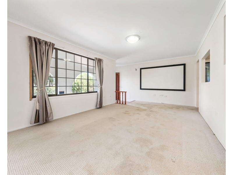 37 Glennie Street, Drayton QLD 4350