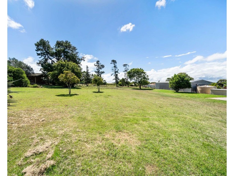 37 Glennie Street, Drayton QLD 4350