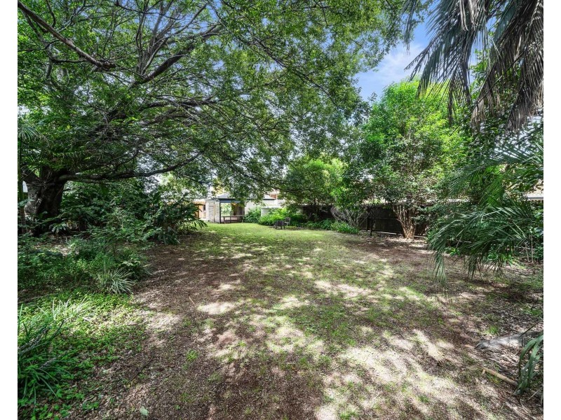 19 Herries Street, East Toowoomba QLD 4350