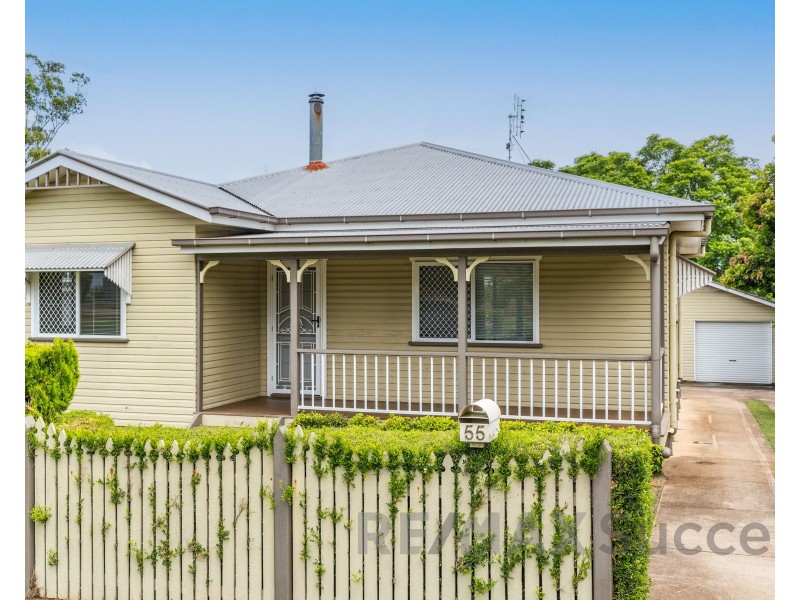 55 Llewellyn Street, Centenary Heights QLD 4350