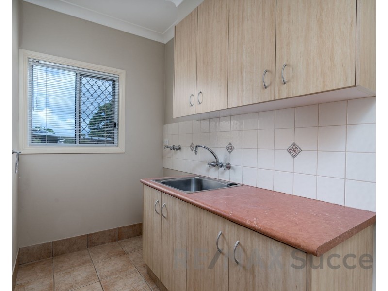 55 Llewellyn Street, Centenary Heights QLD 4350