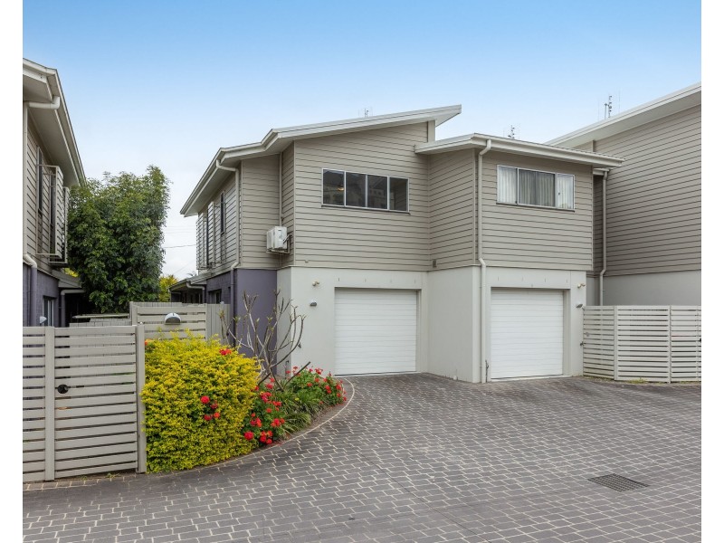 4/4B Herries Street, East Toowoomba QLD 4350