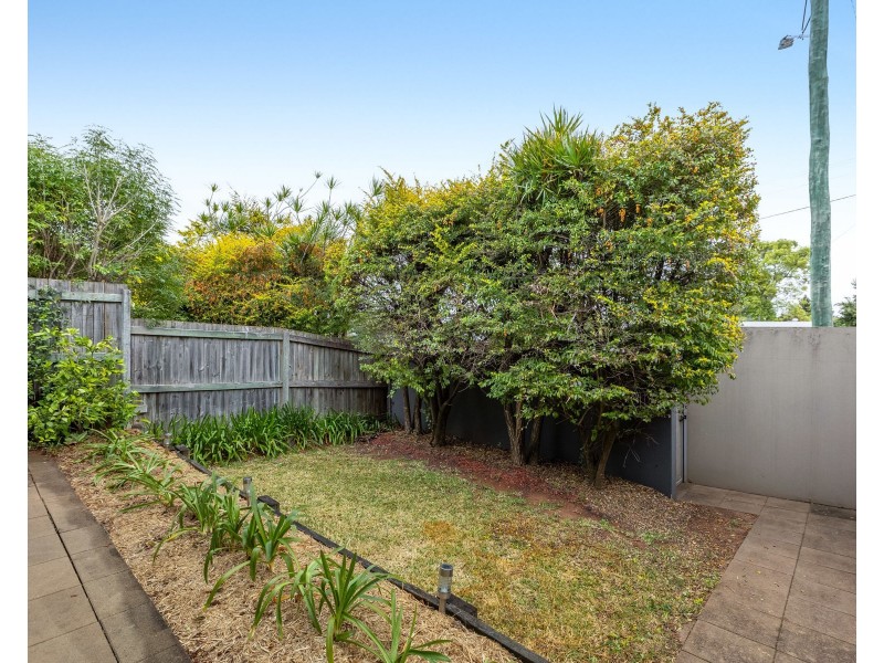 4/4B Herries Street, East Toowoomba QLD 4350