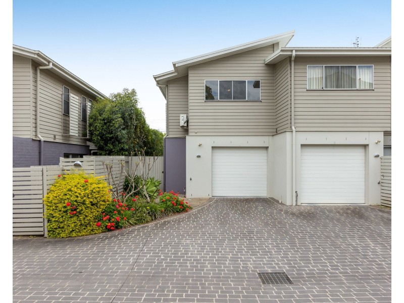 4/4B Herries Street, East Toowoomba QLD 4350