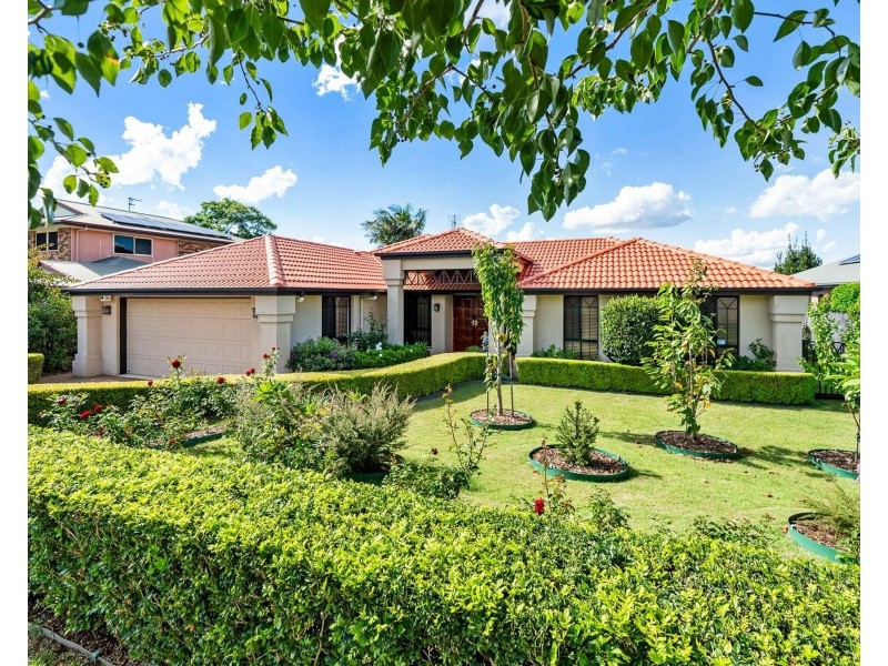 5 Bridget Court, Middle Ridge QLD 4350