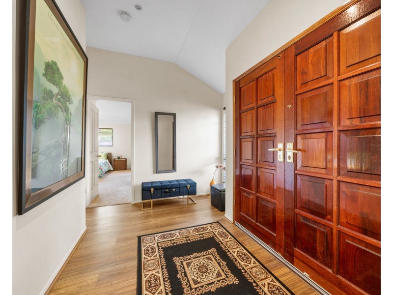 5 Bridget Court, Middle Ridge QLD 4350