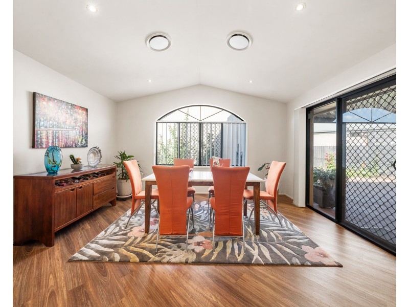 5 Bridget Court, Middle Ridge QLD 4350