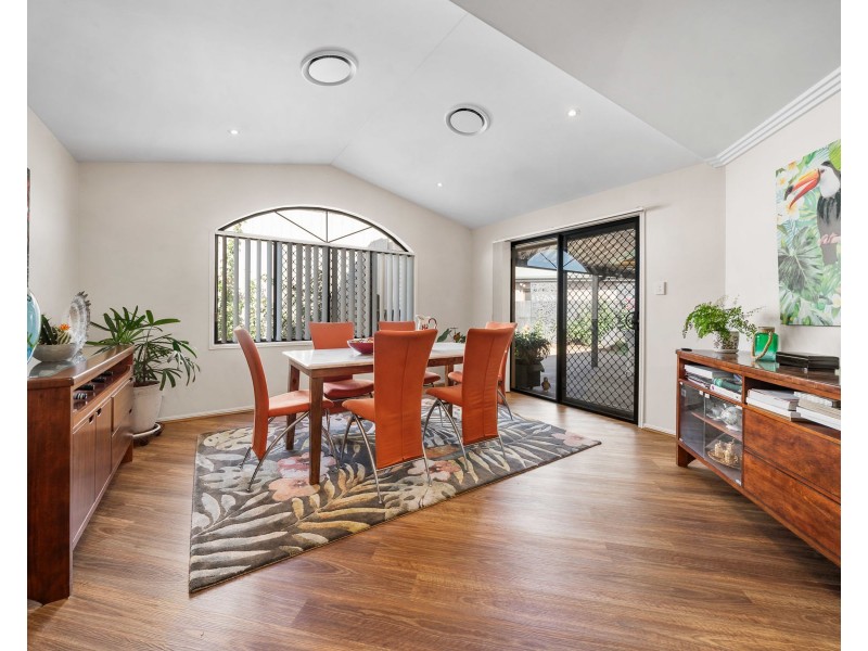 5 Bridget Court, Middle Ridge QLD 4350