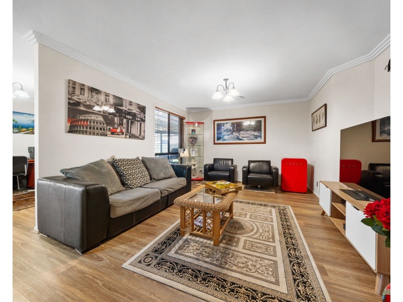 5 Bridget Court, Middle Ridge QLD 4350
