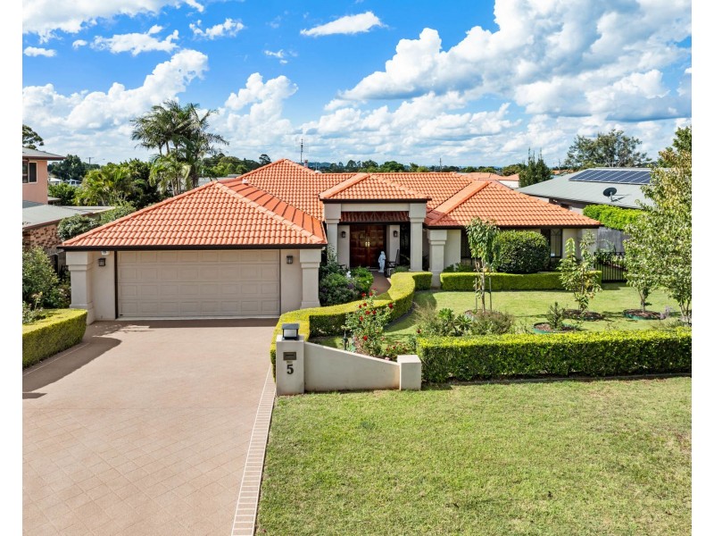 5 Bridget Court, Middle Ridge QLD 4350