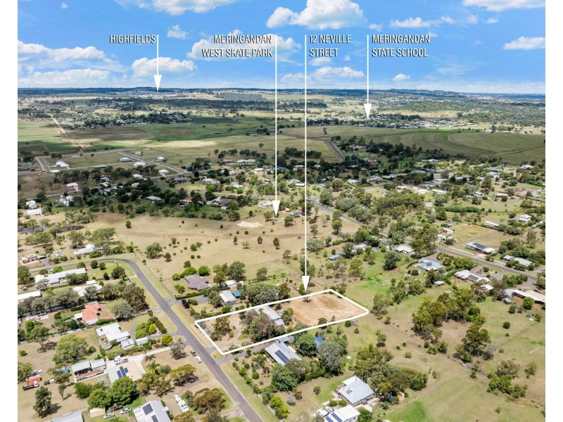 12 Neville Street, Meringandan West QLD 4352