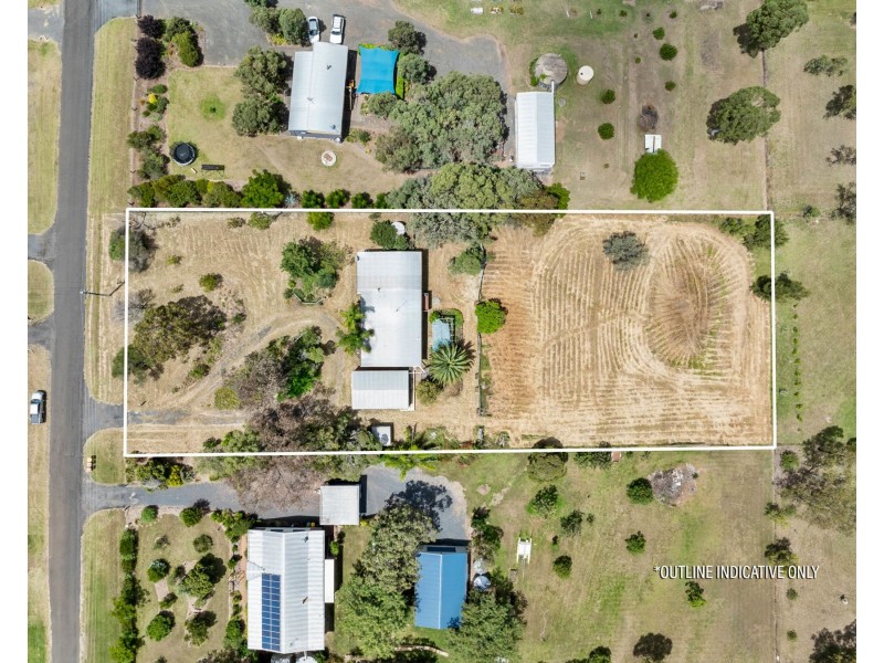 12 Neville Street, Meringandan West QLD 4352