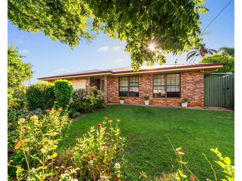 45 Traminer Drive, Wilsonton Heights QLD 4350