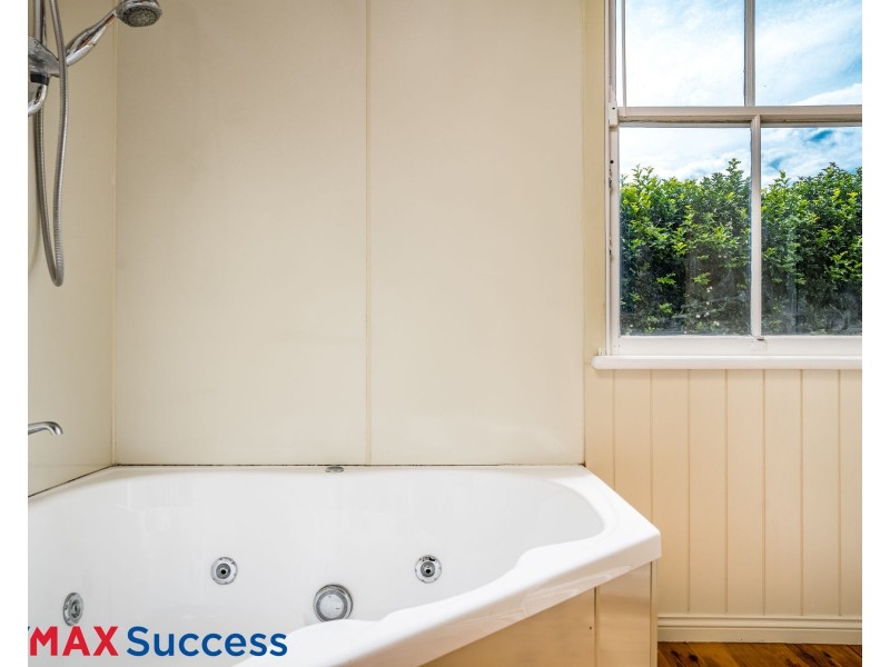 62 Mabel Street, Harlaxton QLD 4350