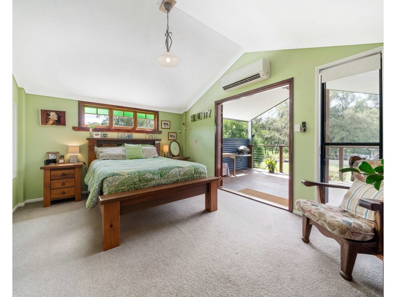 27 Fifteen Mile Road, Murphys Creek QLD 4352