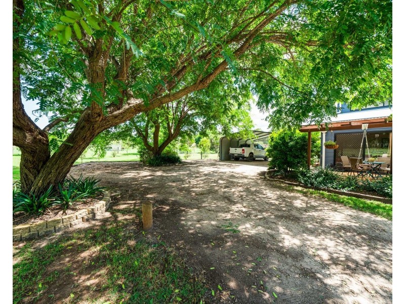 27 Fifteen Mile Road, Murphys Creek QLD 4352